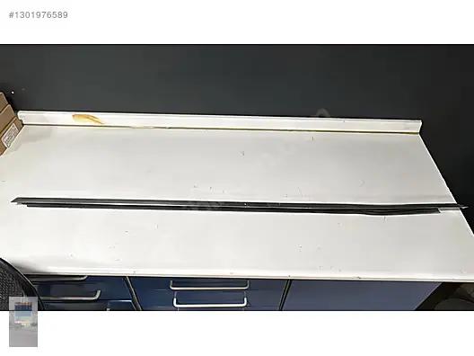 Mercedes C Seri W205 Coupe Sağ Ön Kapı Sıyırıcı 2057251465
