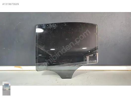 Mercedes C Seri W205 Sol Arka Kapı Camı