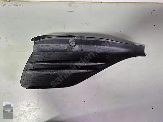 Mercedes C Seri W206 AMG Sağ Ön Sis Farı Çerçevesi A2068854205 - görsel 2