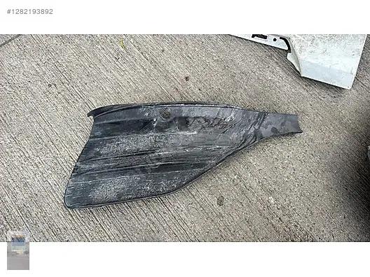 Mercedes C Seri W206 AMG Sağ Ön Sis Farı Çerçevesi A2068854205 - görsel 4
