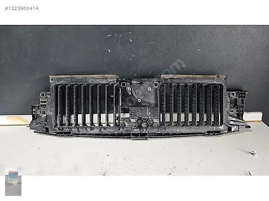 Mercedes C Seri W206 Ön Havalndırma Perdesi A2065000900 - görsel 2