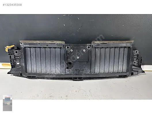 Mercedes C Seri W206 Ön Havalndırma Perdesi A2065000900 - görsel 5