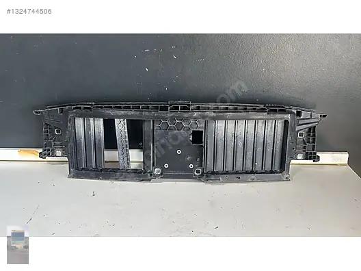 Mercedes C Seri W206 Ön Havalndırma Perdesi A2065000900 - görsel 6