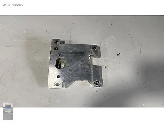 Mercedes C Seri W206 Ön Panel Destek Demiri A2066200900