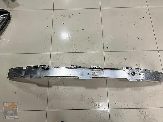 Mercedes C Seri W206 Ön Tampon Demiri A2066200000 - görsel 2