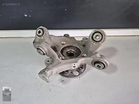Mercedes C Seri W206 Sağ Arka Taşıyıcı A2063570200