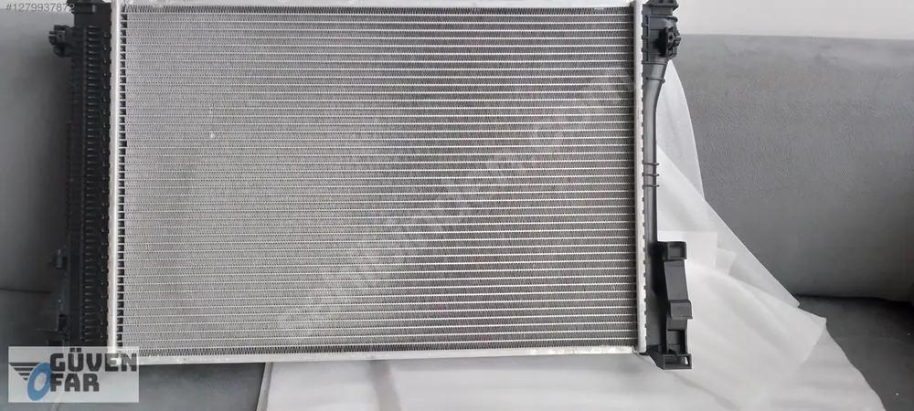 Mercedes C W204 W218 Su Radyatör 2045001203 2045003103 2045003603 2045004103 2045002203 2045000603