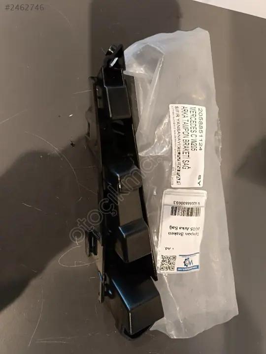 Mercedes C W205 Arka Tampon Braketi Sağ 2058851124