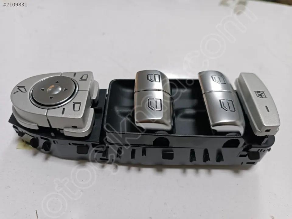 Mercedes C W205 Cam Kontrol Düğmesi Siyah 2059056811S