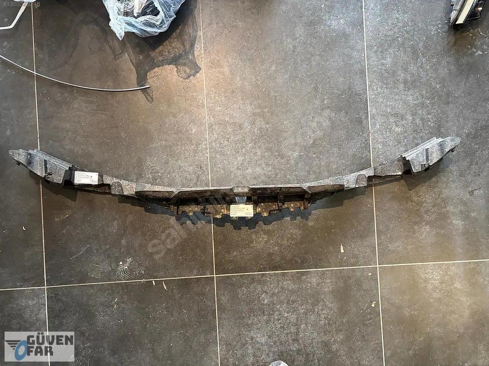 Mercedes C W205 Ön Tampon Köpüğü 2014 2018 2058850537 - görsel 3