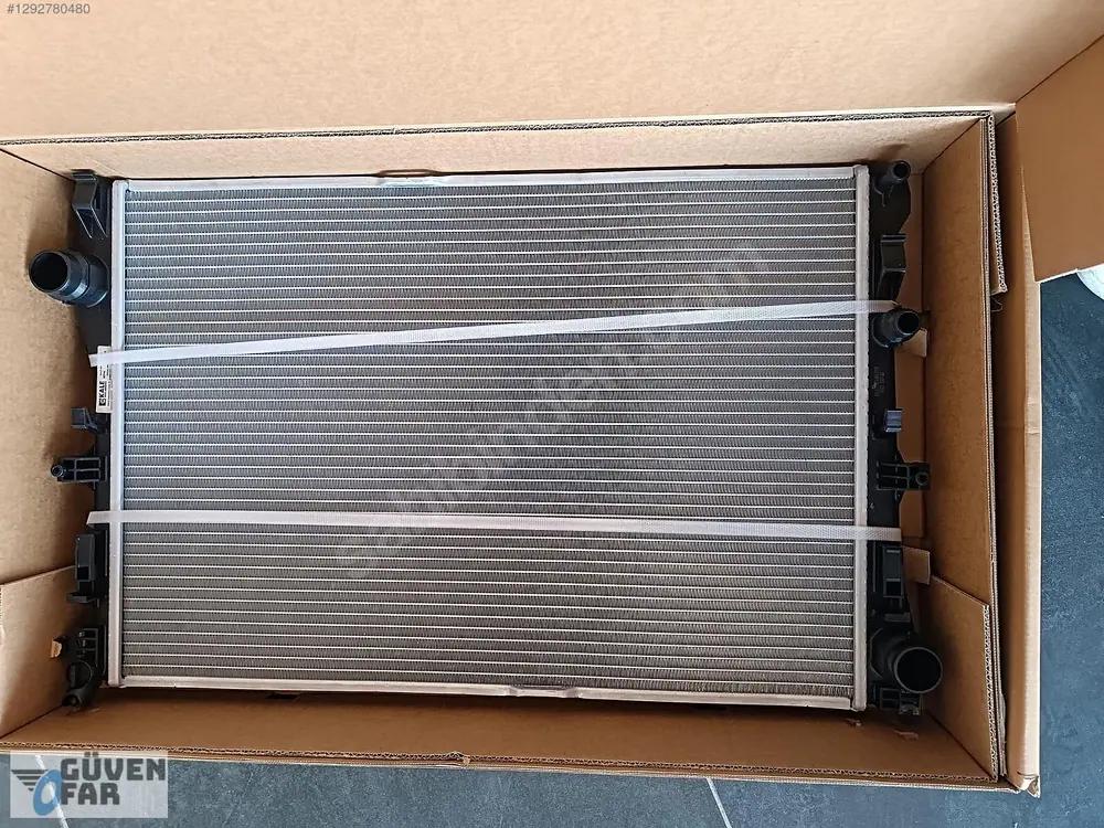 Mercedes C W205 W213 W253 Su Radyatörü 2013 0995002203