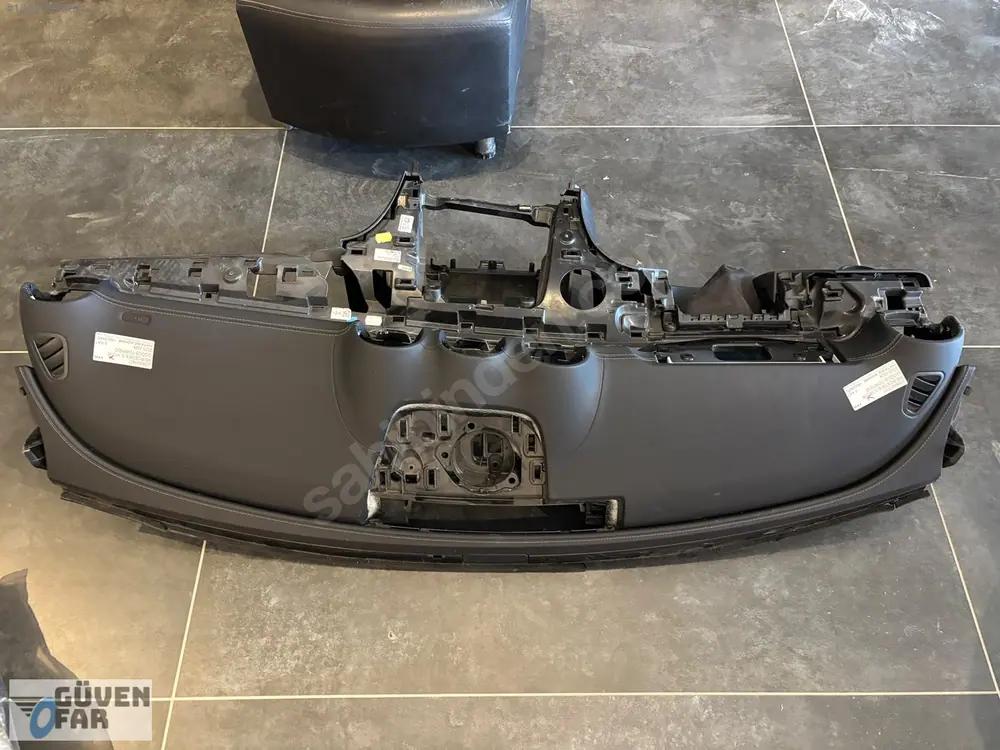 Mercedes C W206 Göğüs Torpido Siyah Dikişli 2066800601 - görsel 2