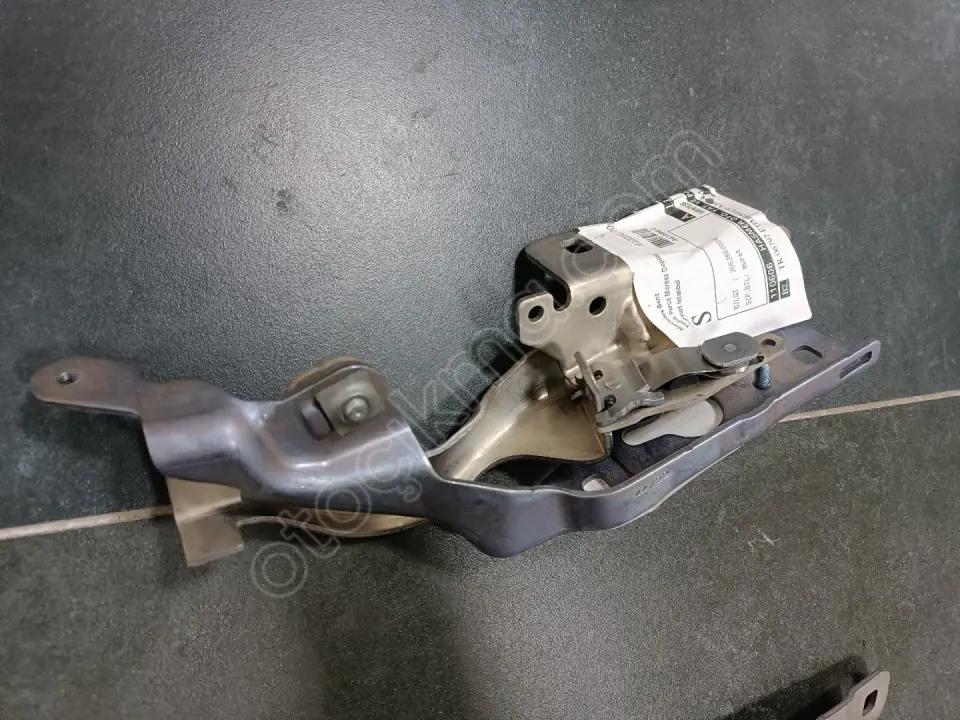 Mercedes CLA W117 Sol Kaput Menteşesi 1178800128