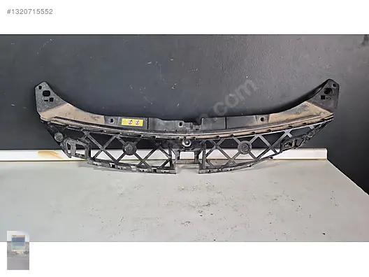 Mercedes CLA W118 Ön Tampon Üst Braketi A1188854500