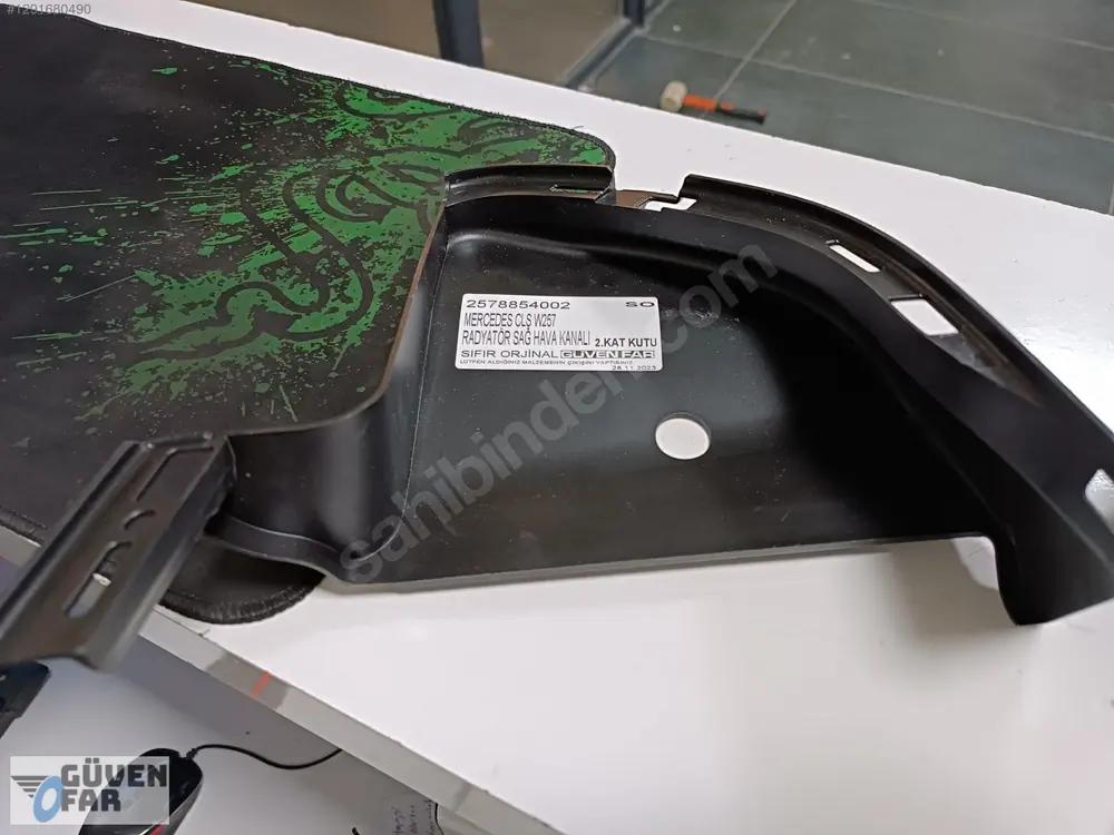 Mercedes CLS W257 Radyatör Sağ Hava Kanalı 2578854002