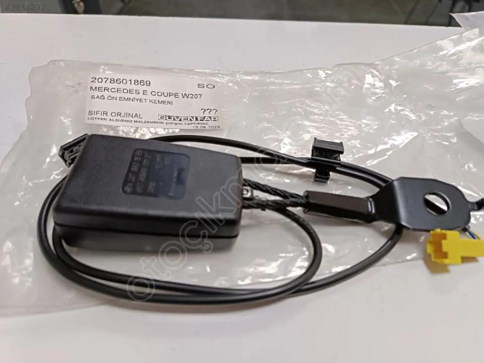 Mercedes E Coupe W207 W204 Sağ Ön Emniyet Kemeri Tokası 2078601869