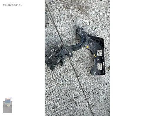 Mercedes E Seri W213 Sağ Ön Kaput Menteşesi A2138800228