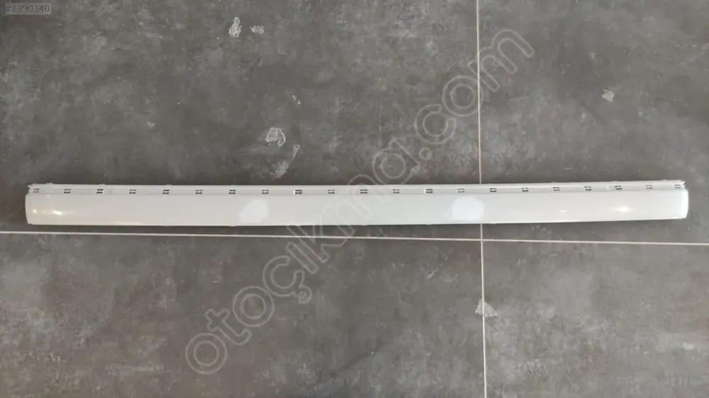 Mercedes E W210 Arka Tampon Bandı 2000 2002 2108853221