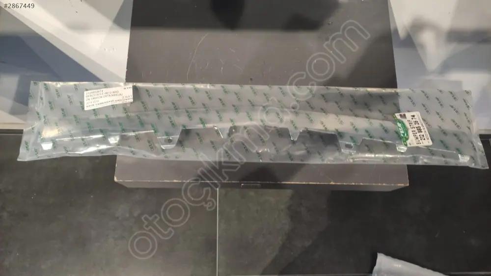 Mercedes E W212 AMG Ön Tampon Orta Nikelaj 2014 2016 2128852674
