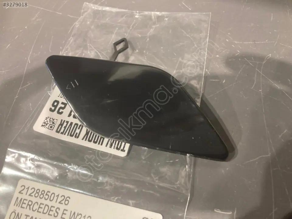 Mercedes E W212 Ön Tampon Çeki Demir Kapağı 2009 2012 2128850126