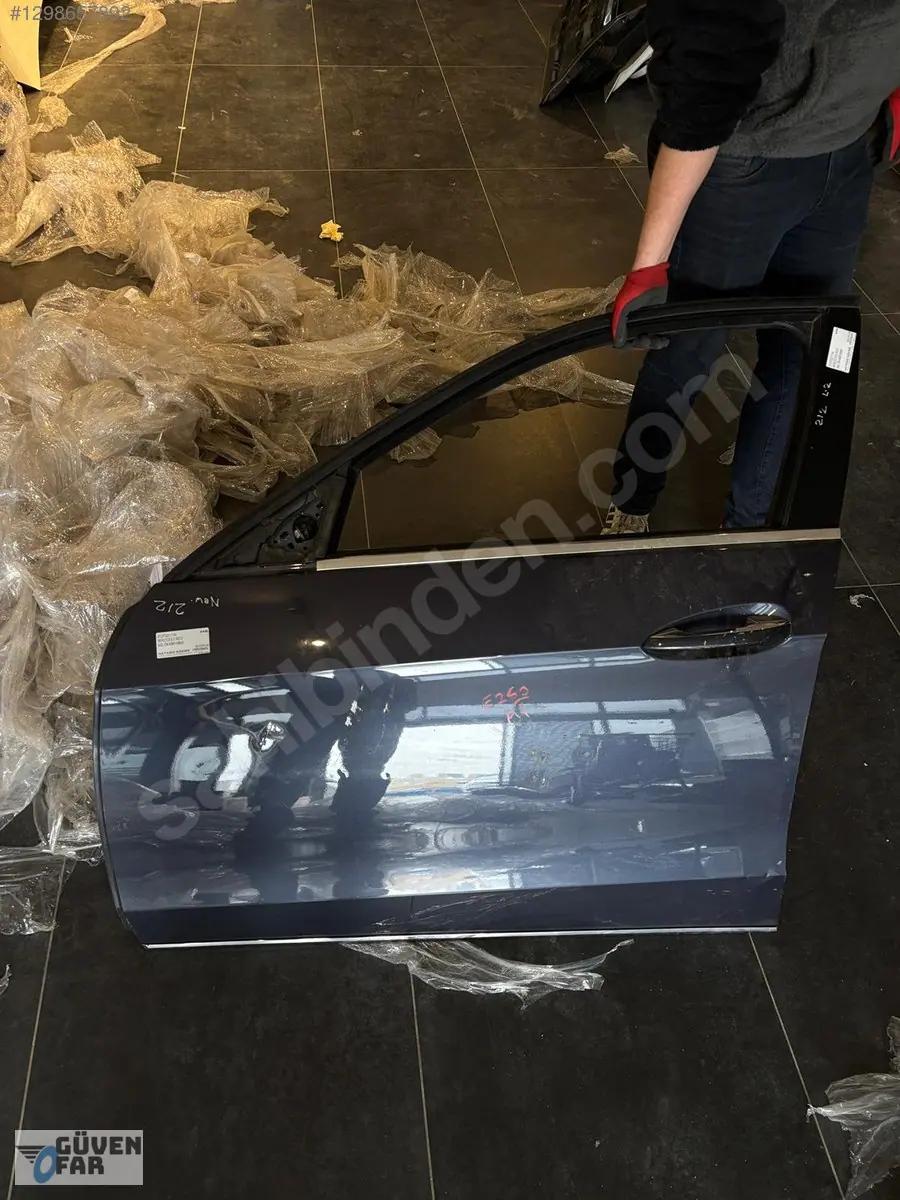 Mercedes E W212 Sol Ön Kapı Siyah 2127221116 - görsel 2