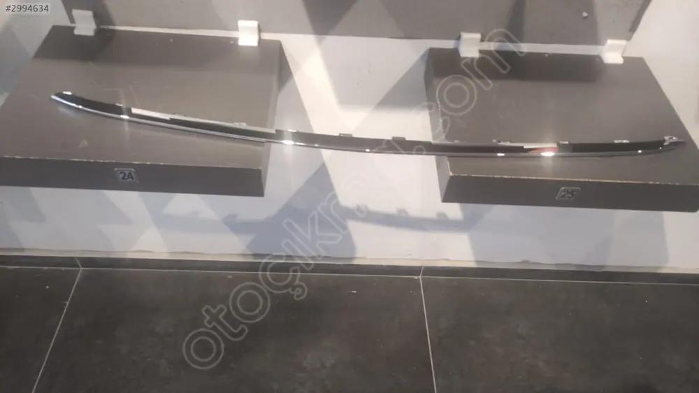 Mercedes E W213 AMG Ön Tampon Orta Nikelaj 2020 2138850305