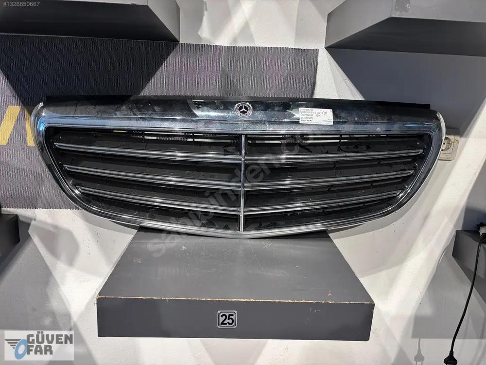 Mercedes E W213 Ön Panjur 2016 2138809002 2138808702
