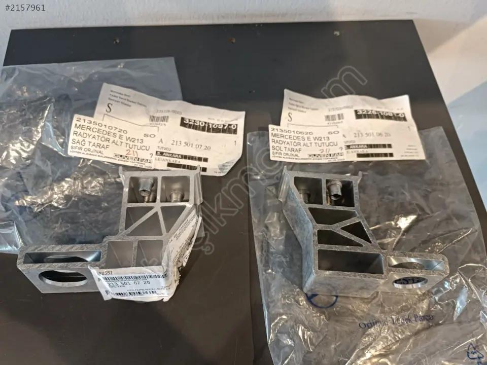 Mercedes E W213 Radyatör Alt Tutucu Sağ 2135010720
