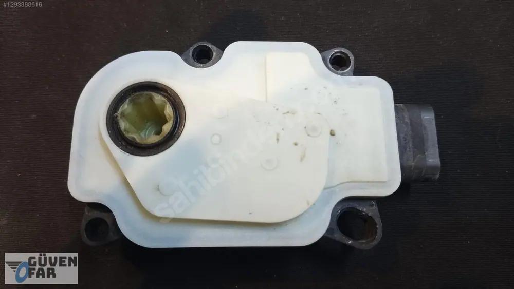 Mercedes E W213 W205 W222 Radyatör Fan Motoru 24031123312