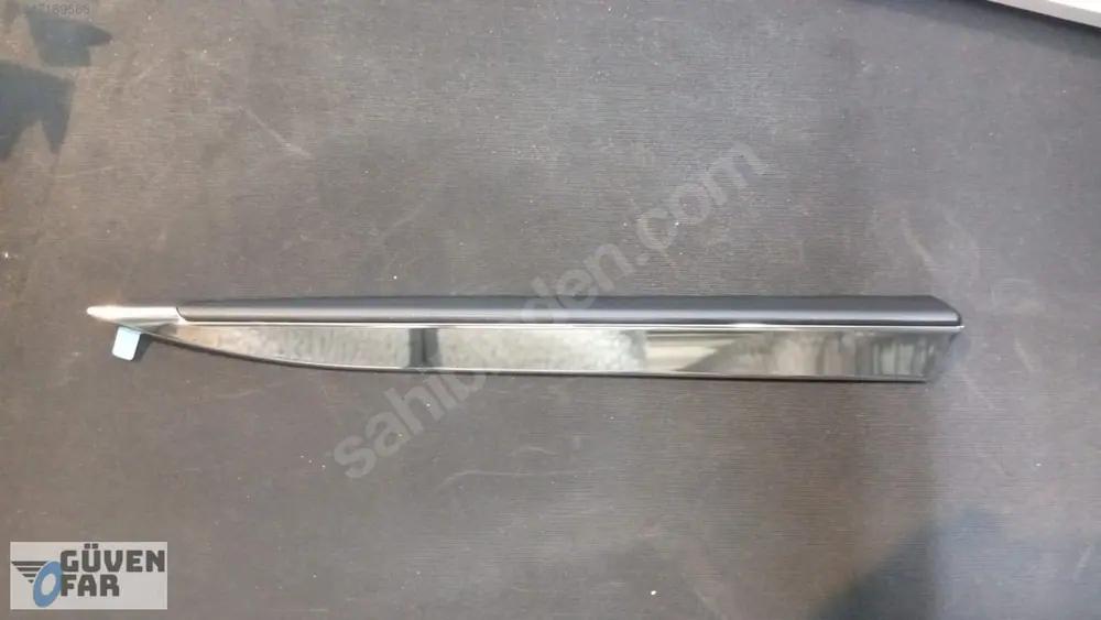 Mercedes EQS W297 Sağ Ön Çamurluk Çıtası 2976901201