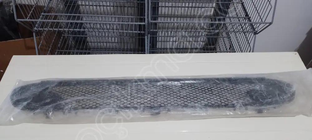 Mercedes GLA W156 Ön Tampon Orta Izgara 1568853122