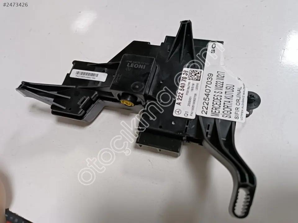 Mercedes S W222 W217 Sigorta Kutusu 2225407039