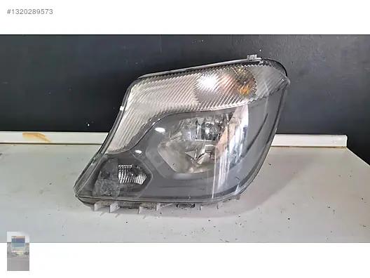 Mercedes Sprinter W906 Makyajlı Sol Ön Far A9068202361