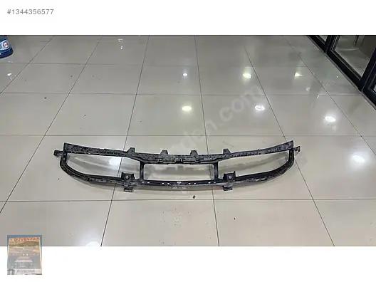Porsche Taycan Ön Tampon Orta Izgara 9J1807683