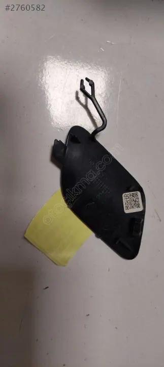 Renaul Megane 4 Sedan Arka Tampon Çeki Demir Kapağı 511654020R
