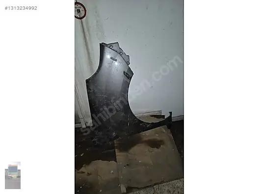 Renault Kangoo 4 Sağ Ön Çamurluk