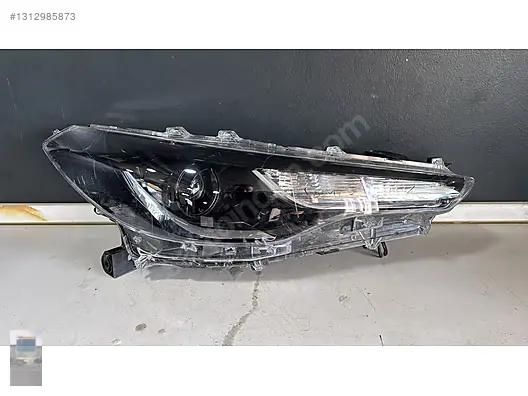 Toyota Corolla Cross LED Sağ Far