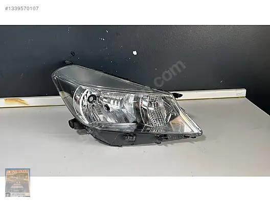 Toyota Yaris Halojen Sağ Far