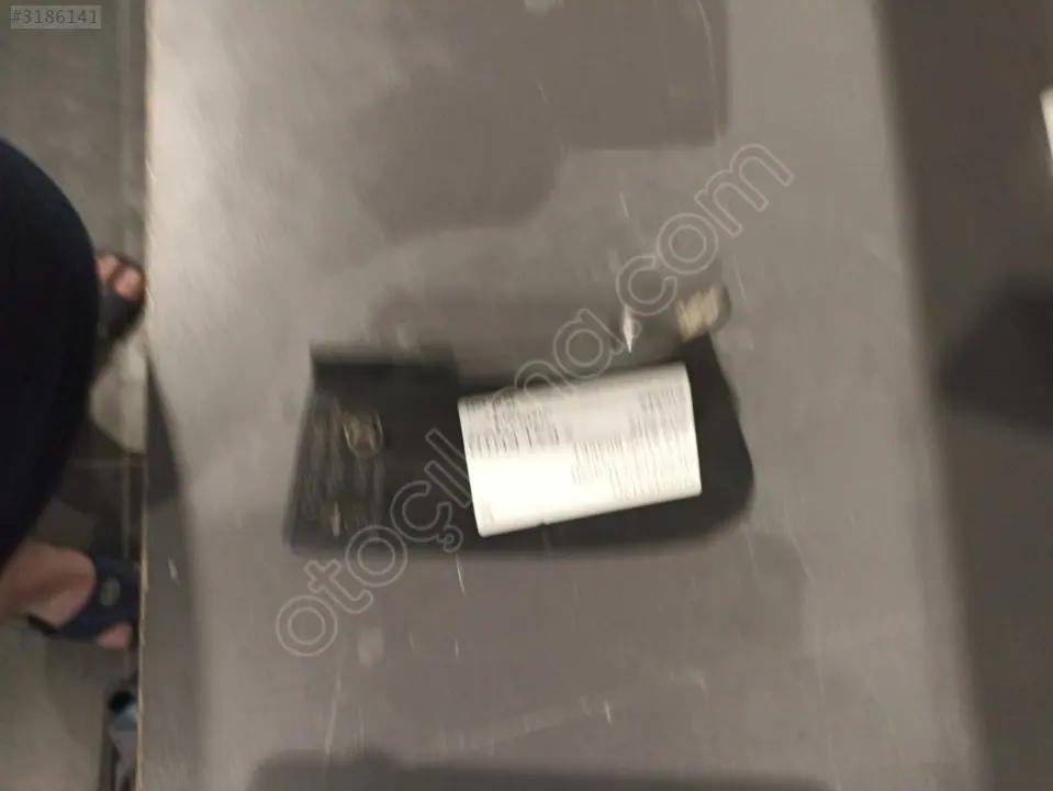 Volkswagen Tiguan Sağ Stop Braket 2012 2016 5N0945312D