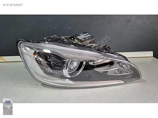 Volvo S60 Xenon 8 Pin Sağ Far