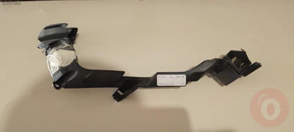 Volvo XC90 Ön Tampon Braketi Sağ 31663503