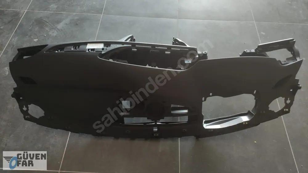 Audi A6 C7 Göğüs Torpido Siyah 2012 2018 4G1858041 A611B