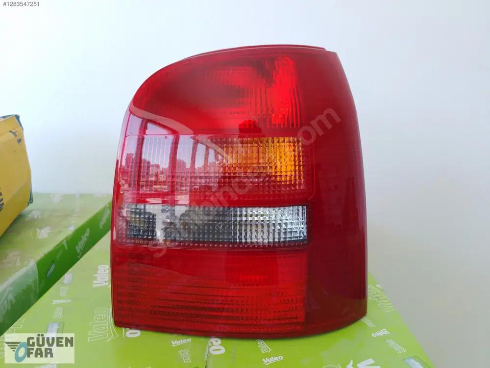 Audi B5 Sağ Dış Stop Avant 8D9945096 7140290818