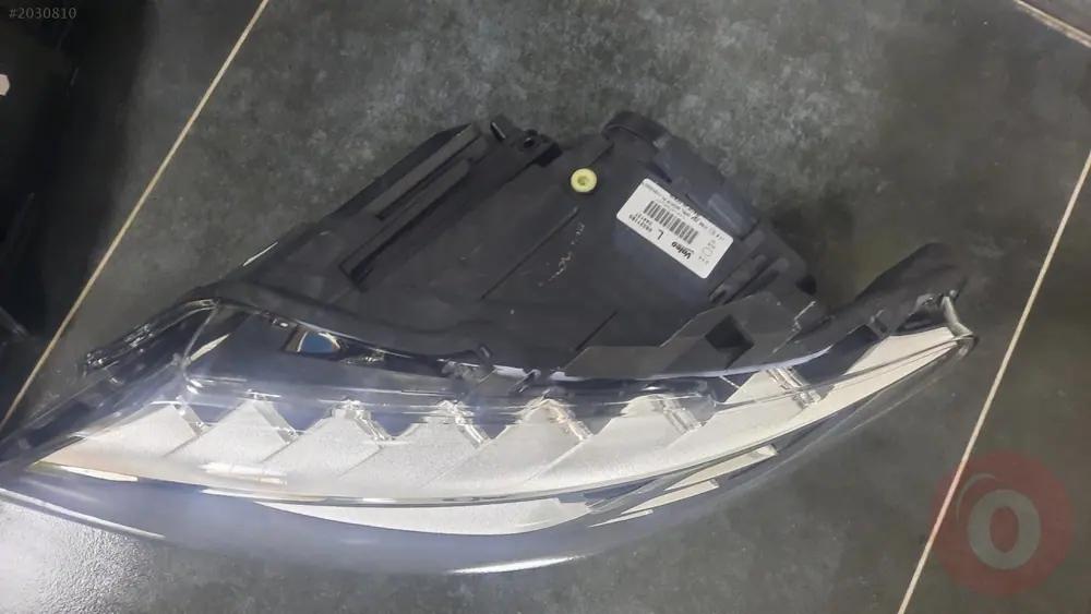 Audi Q7 Sağ Far Xenon Valeo 2010 4L0941030AC 89321209 044138