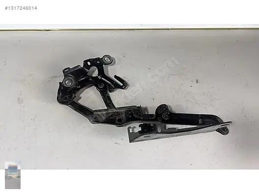 BMW 5 Seri G60 Sağ Kaput Menteşesi 9464340
