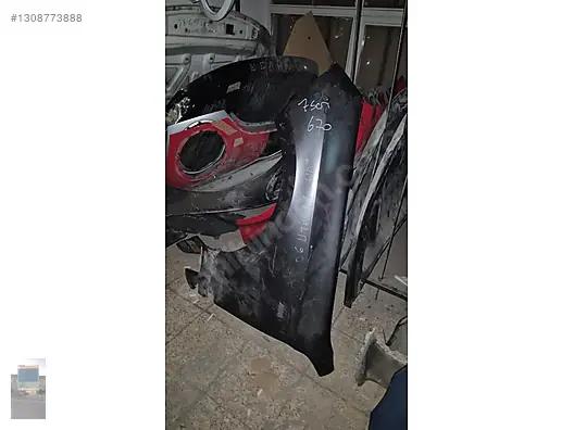 BMW 7 Seri G70 Sol Ön Çamurluk