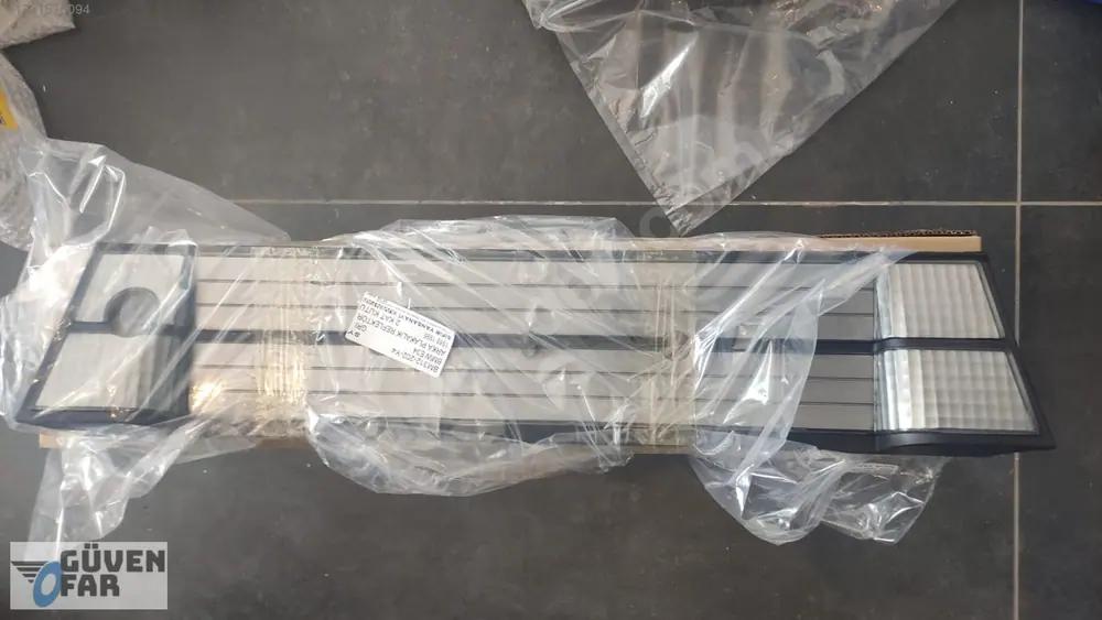BMW E34 Arka Plakalık Reflektör Gri 1988 1995 BM312-202-Y4