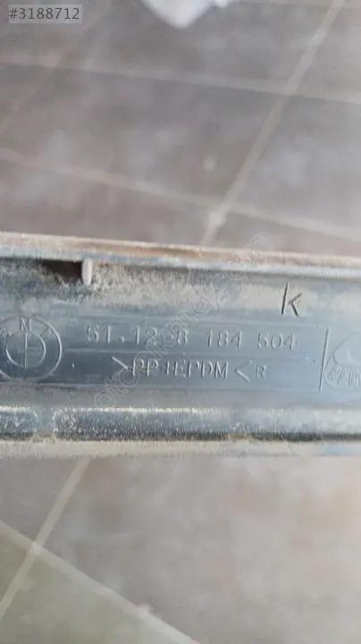 BMW E39 Arka Tampon Orta Çıta 1996 2000 51128184504