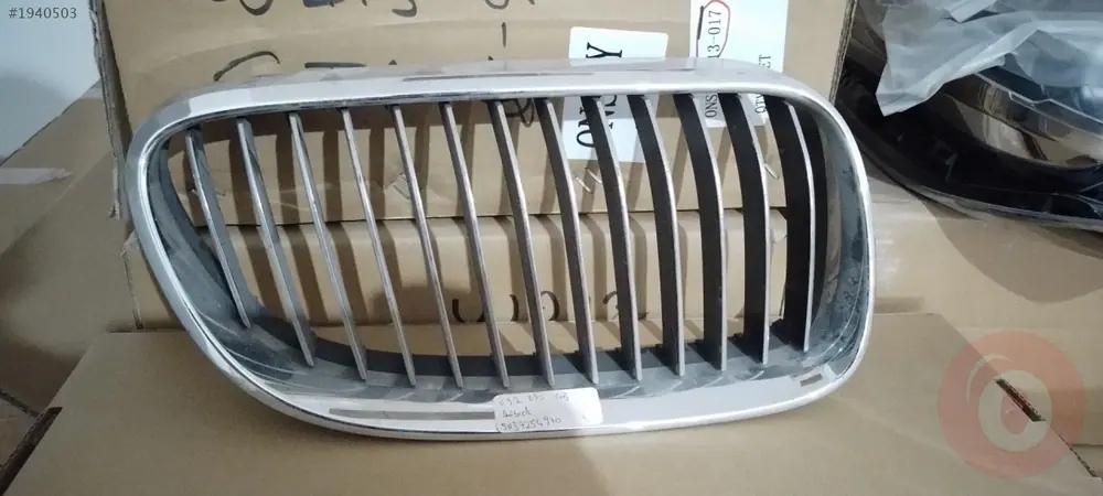 BMW E92 E93 Sağ Böbrek Krom Siyah 2009 2014 51137254970