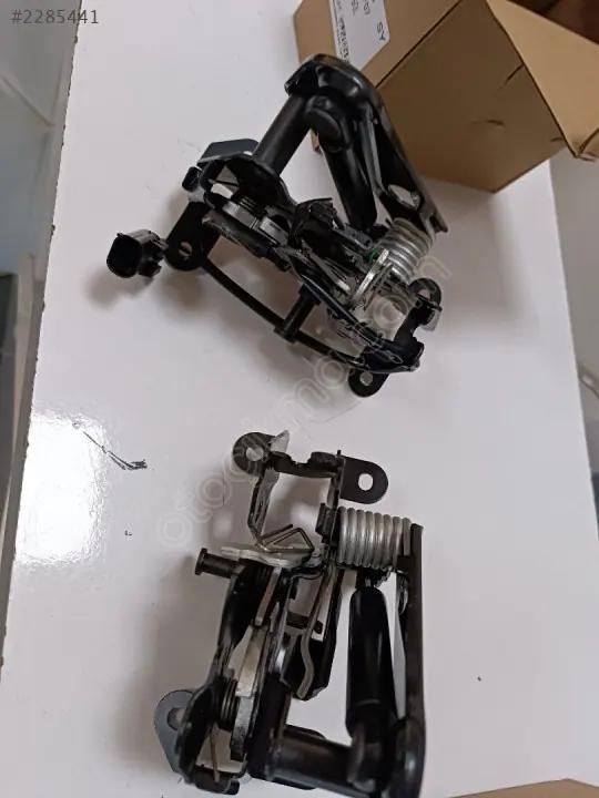 BMW F10 F01 F07 Kaput Kilidi Alt Sağ 51237183762
